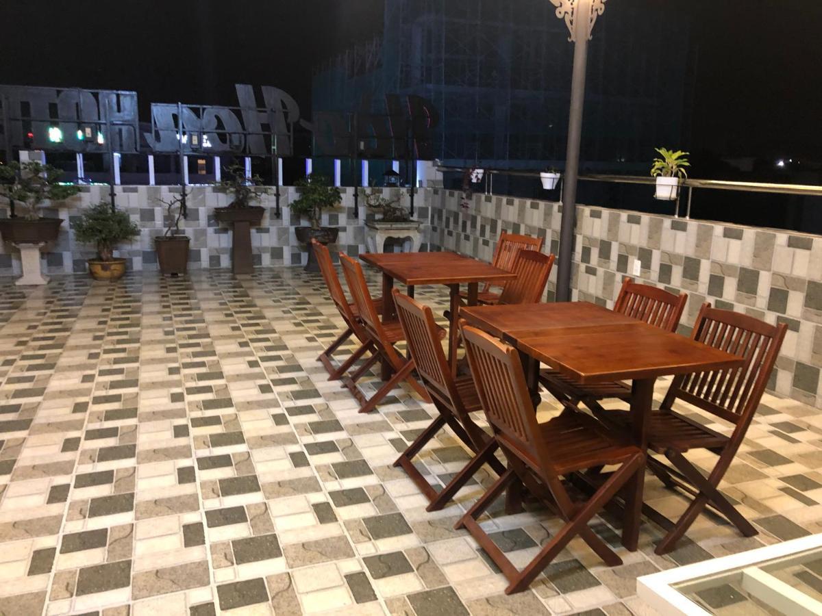 Hào Hoa Hotel Kon Tum Exterior foto