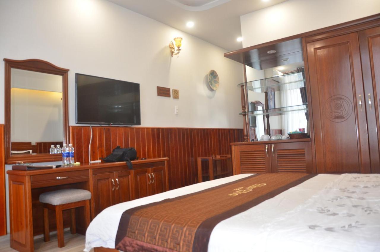 Hào Hoa Hotel Kon Tum Exterior foto